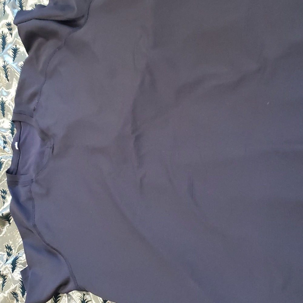 Lululemon  t shirts.